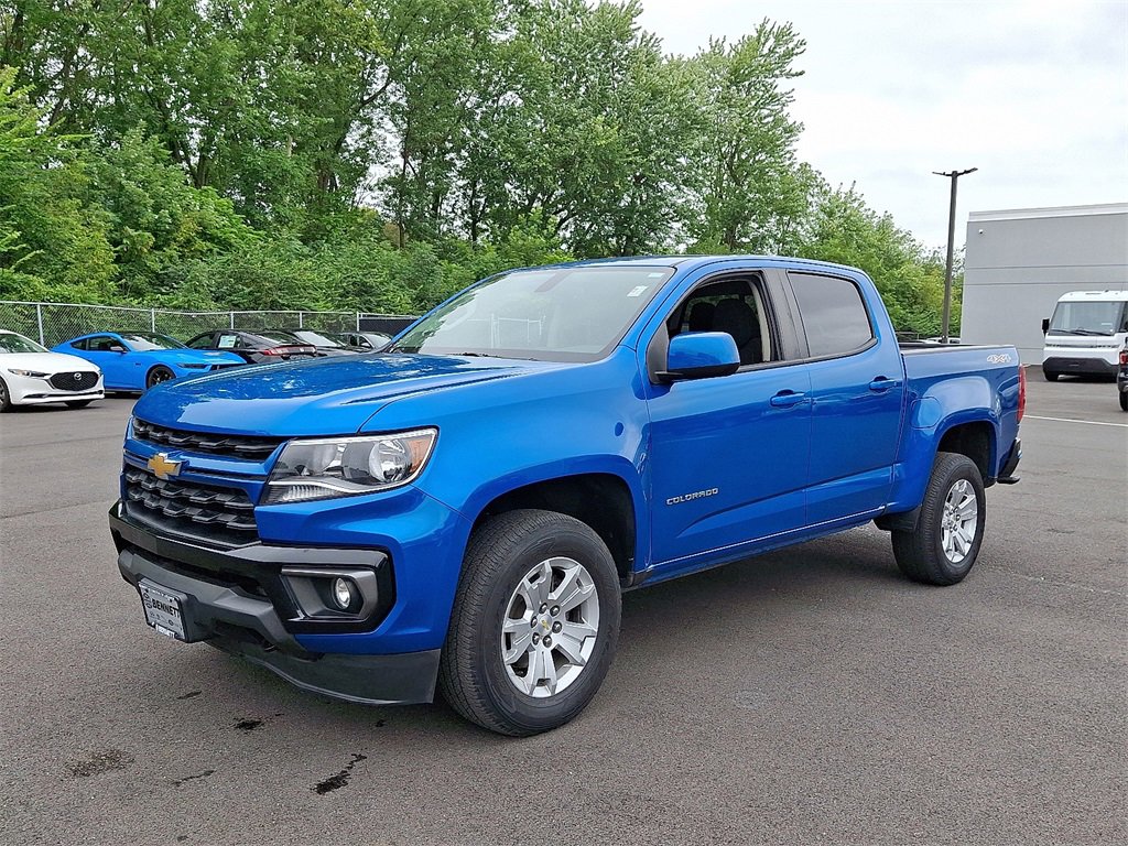 2021 Chevrolet Colorado LT photo 3