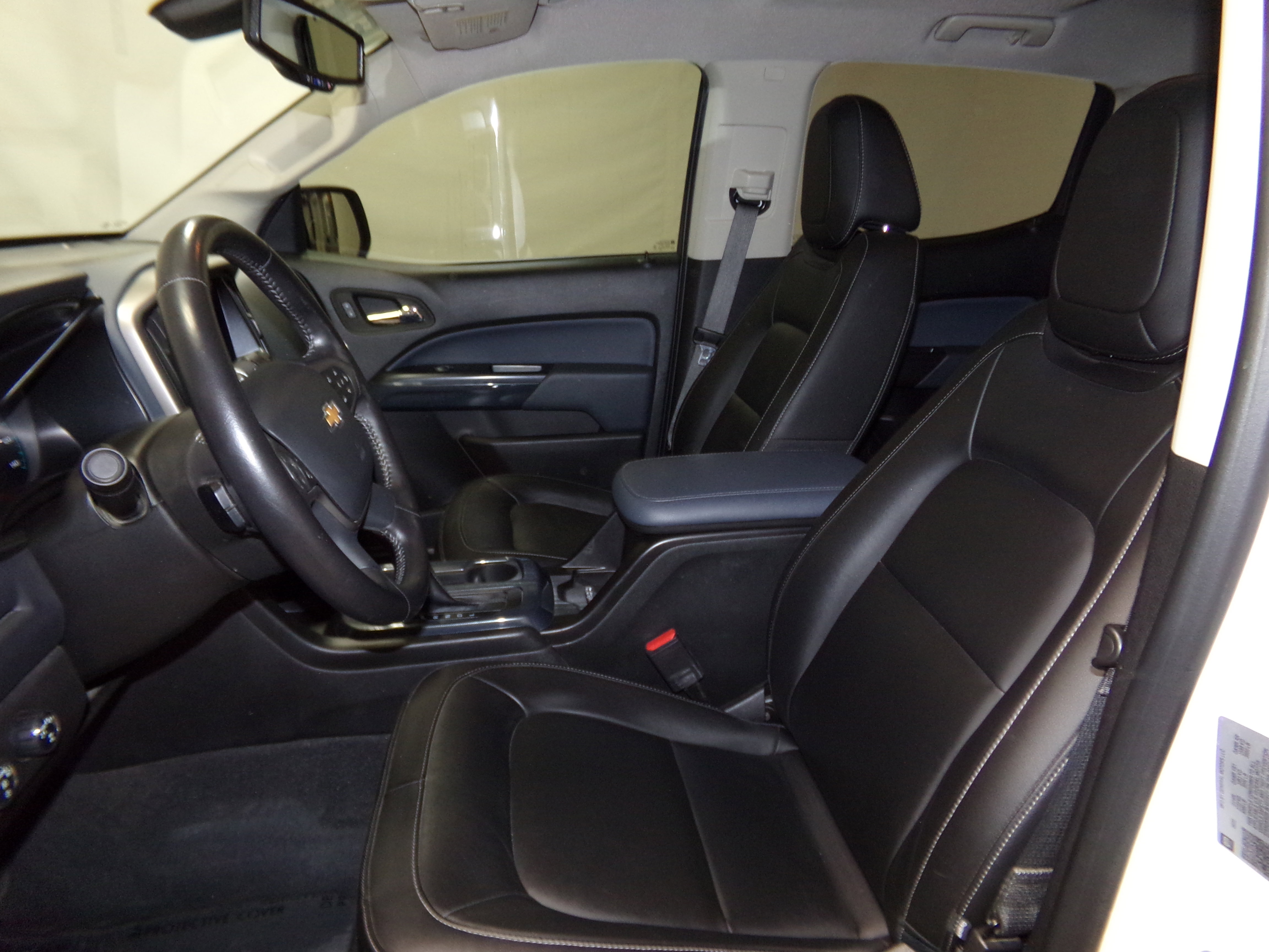 2022 Chevrolet Colorado Z71 photo 9