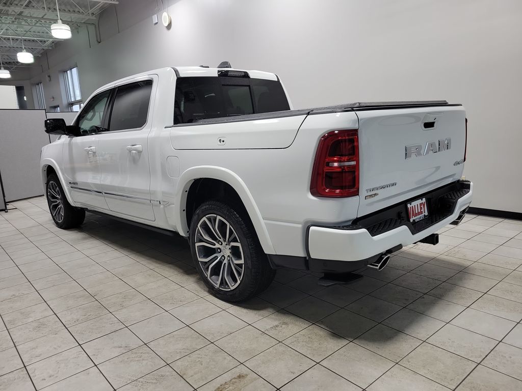 2025 Ram 1500 photo 3