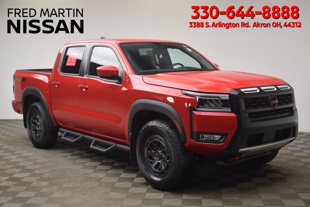 2025 Nissan Frontier PRO-4X's photo