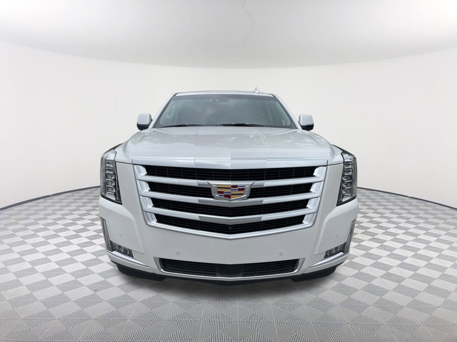 2019 Cadillac Escalade Premium Luxury photo 9