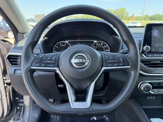 2023 Nissan Altima 2.5 SV photo 15