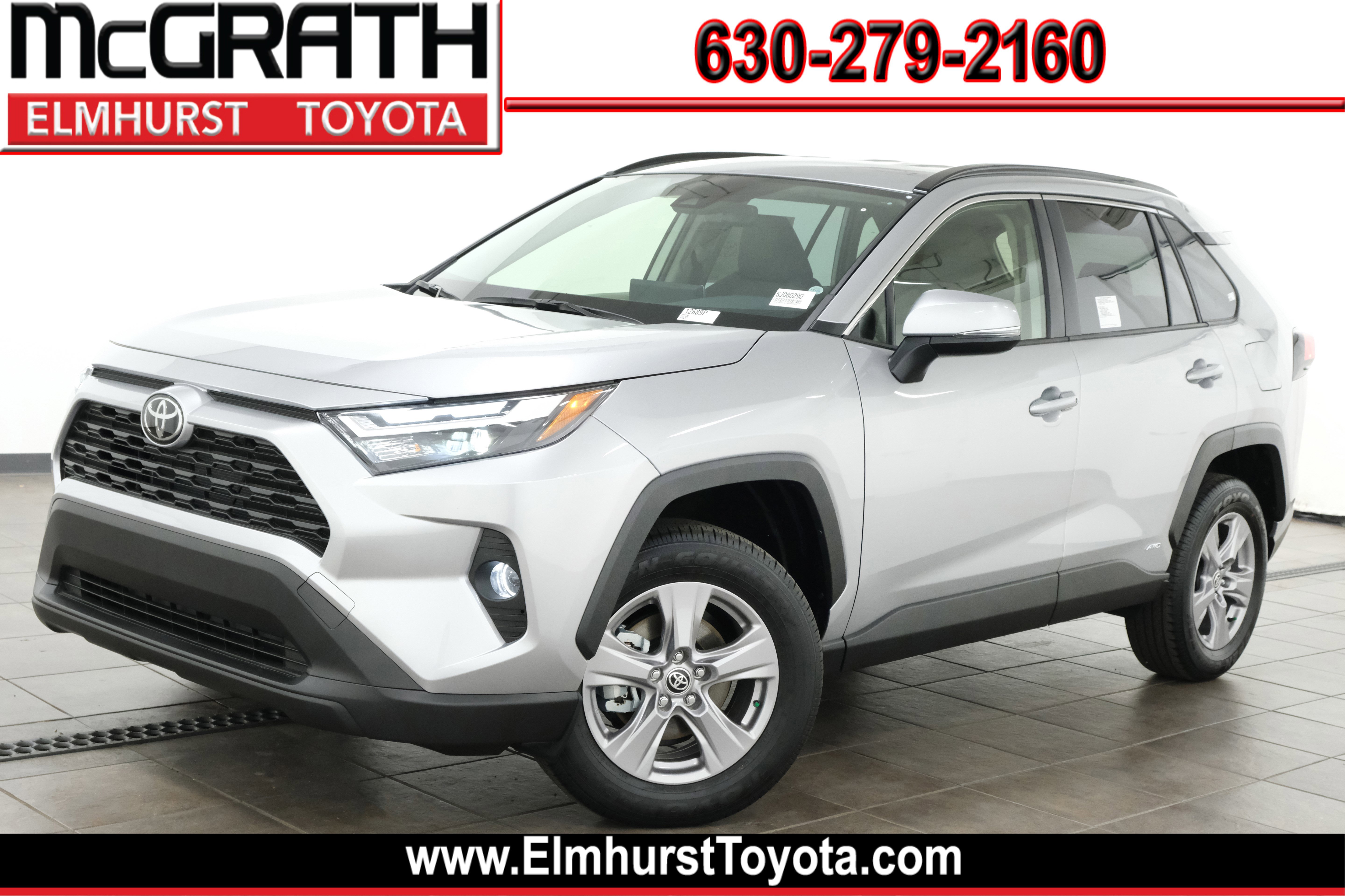 2025 Toyota RAV4 XLE's photo