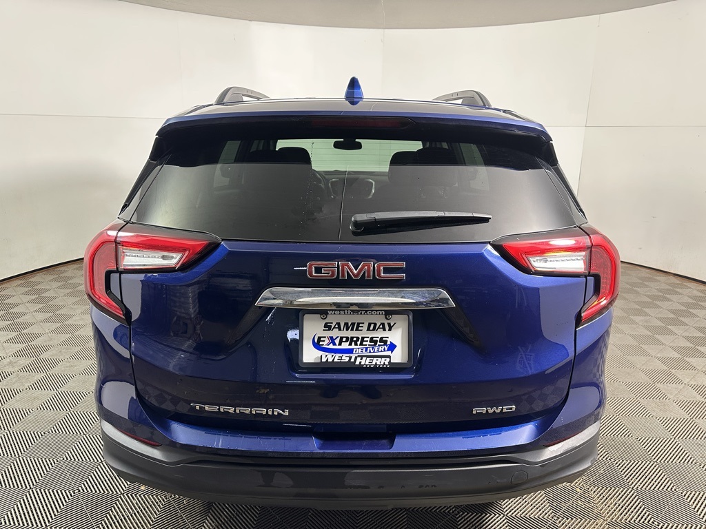 2022 Gmc Terrain SLE photo 4