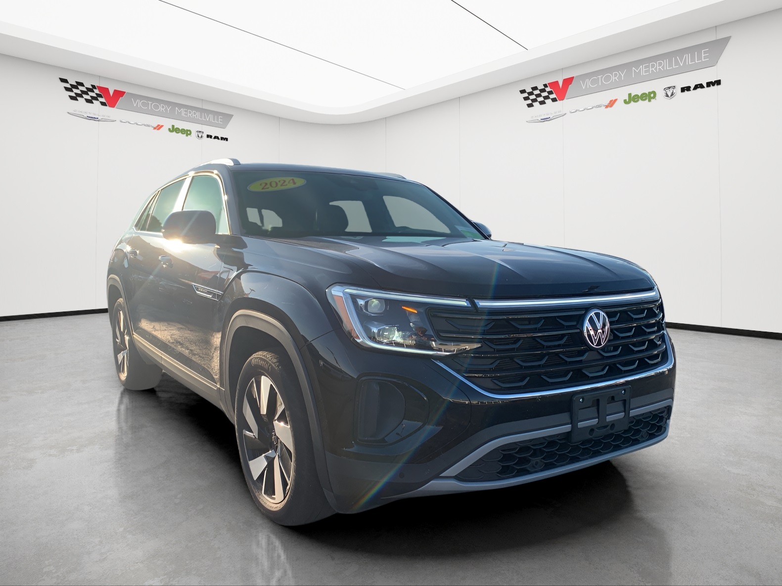 2024 Volkswagen Atlas Cross Sport SE Technology photo 7