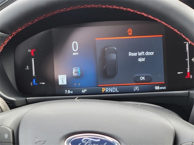 2025 Ford Escape ST-Line photo 17