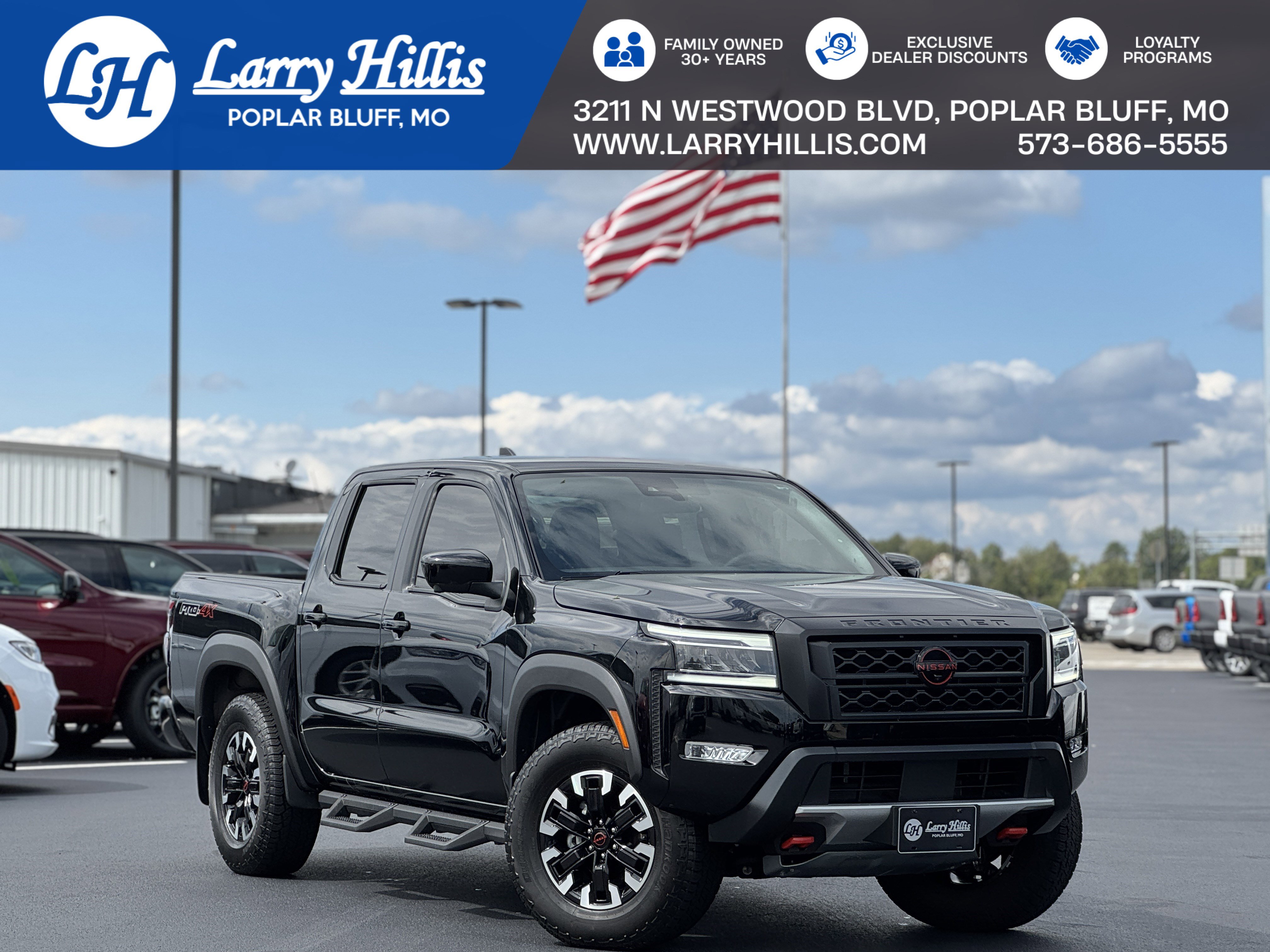 2024 Nissan Frontier PRO-4X's photo