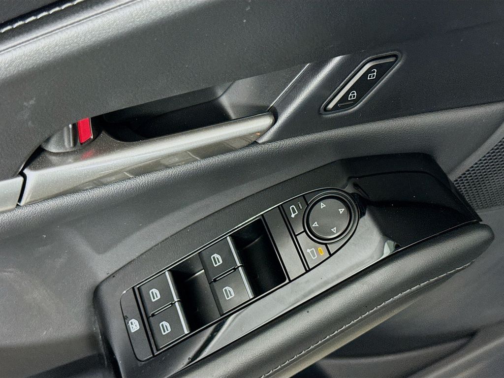 2025 Mazda CX-30 2.5 Select Sport photo 18