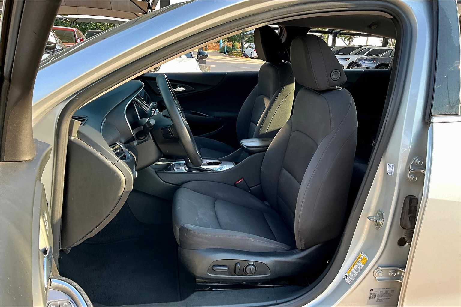 2021 Chevrolet Malibu 1LT photo 7