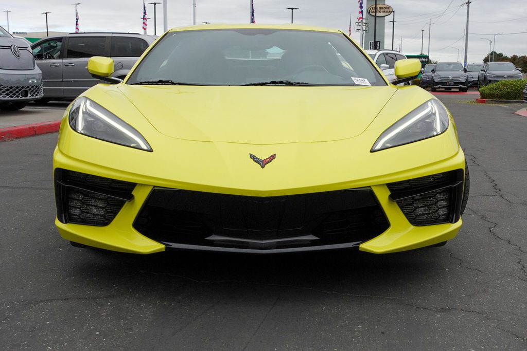 2022 Chevrolet Corvette Stingray photo 3