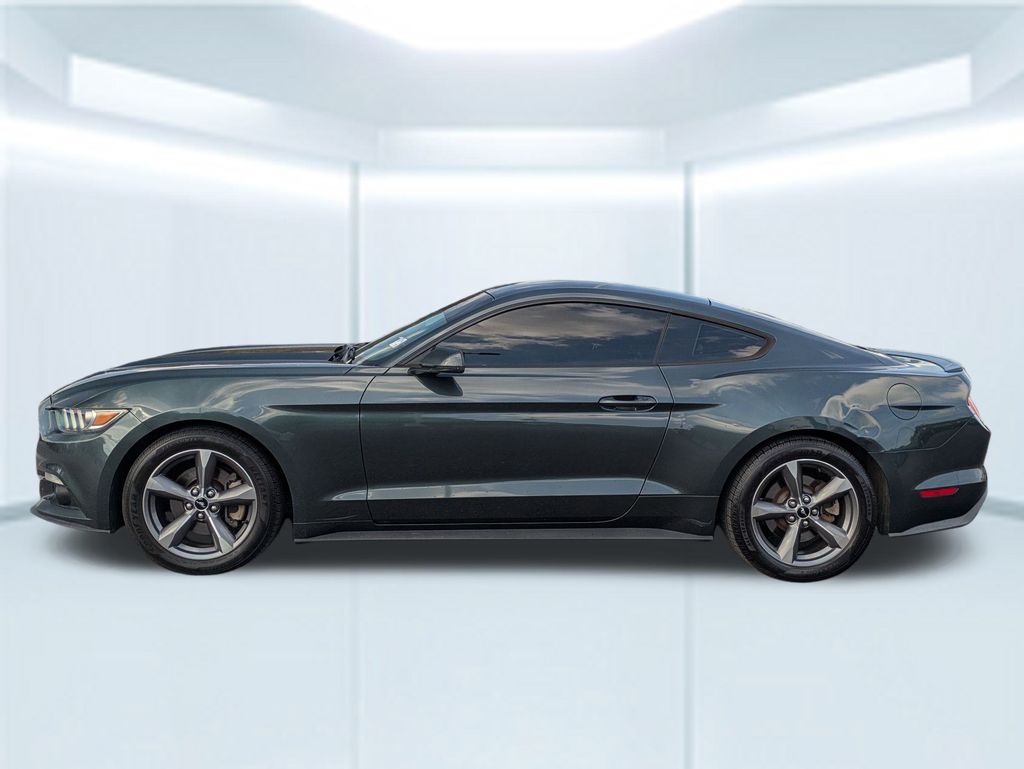 2016 Ford Mustang EcoBoost Premium photo 2