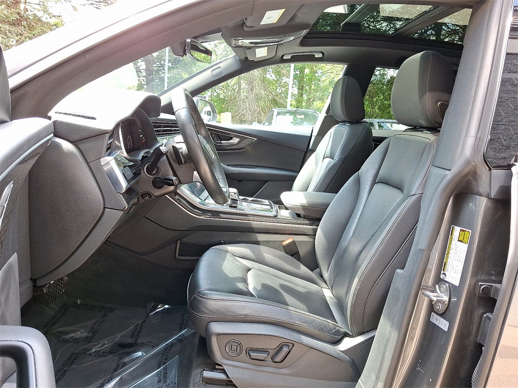 2019 Audi Q8 Premium Plus photo 12