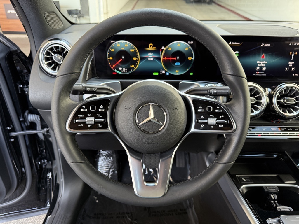 2023 Mercedes Benz EQB photo 17