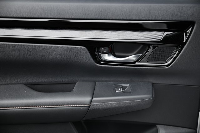 2024 Honda CR-V Hybrid Sport Touring photo 24