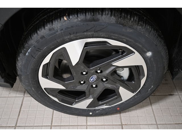 2025 Subaru Crosstrek Limited photo 16