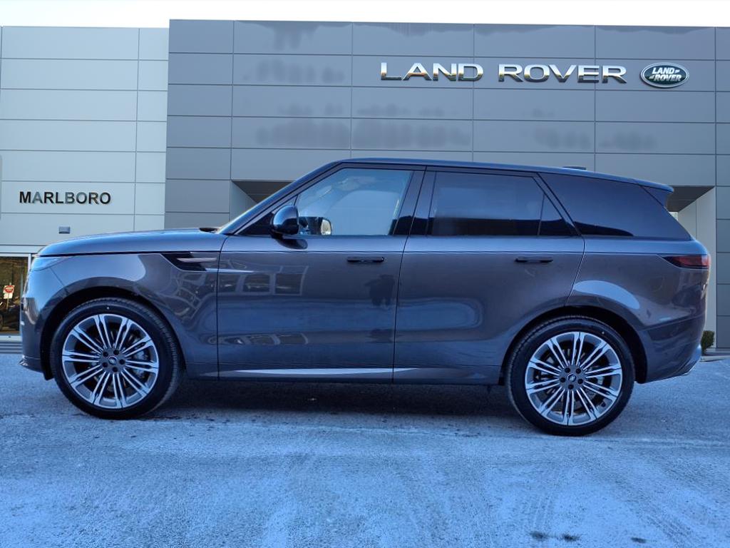 2025 Land Rover Range Rover Sport SE photo 6