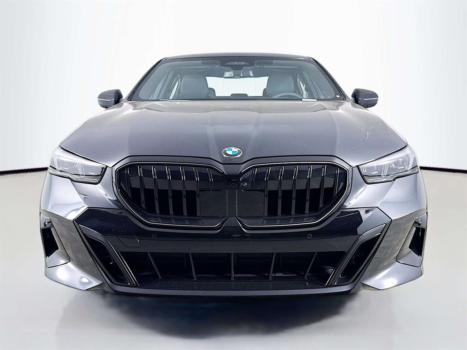 2026 Bmw 540i xDrive photo 2
