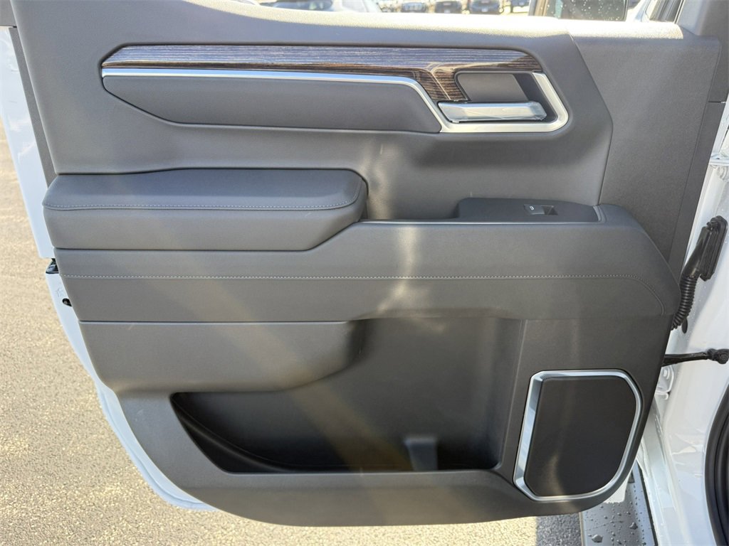 2026 GMC SIERRA - Image 30