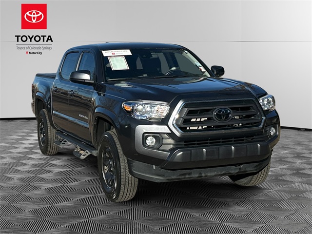 2022 Toyota Tacoma SR5's photo
