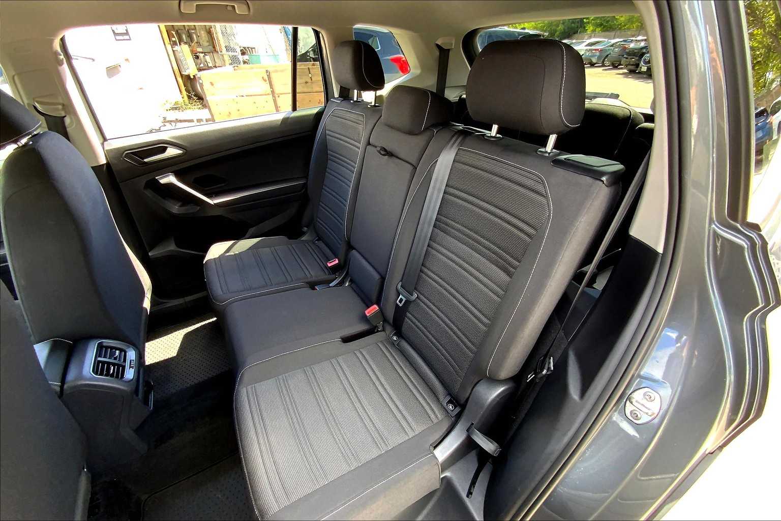 2023 Volkswagen Tiguan S photo 18
