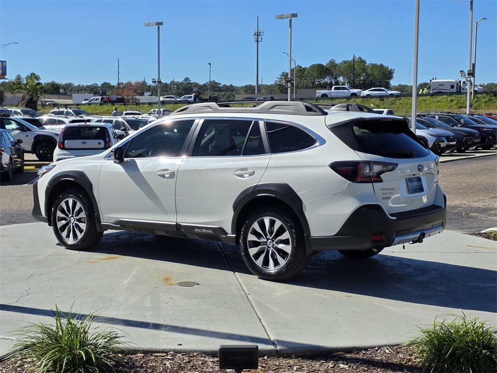 2023 Subaru Outback Limited XT photo 3