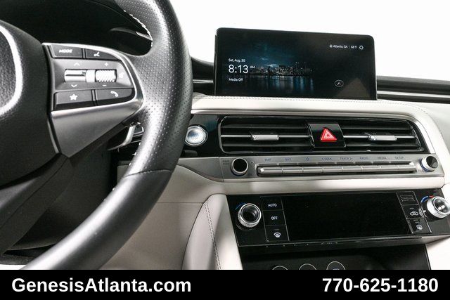 2025 Genesis G70 2.5T photo 12