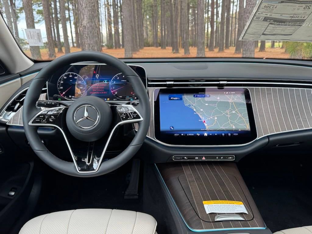 2025 Mercedes Benz E 450 Wagon photo 4