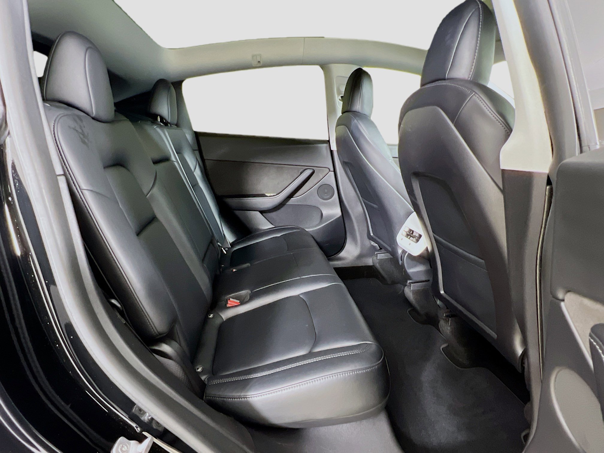 2021 Tesla Model Y Long Range photo 23
