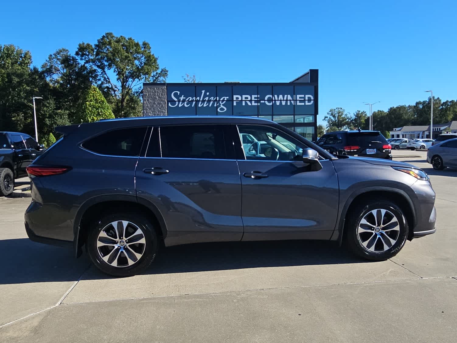 2020 Toyota Highlander XLE's photo