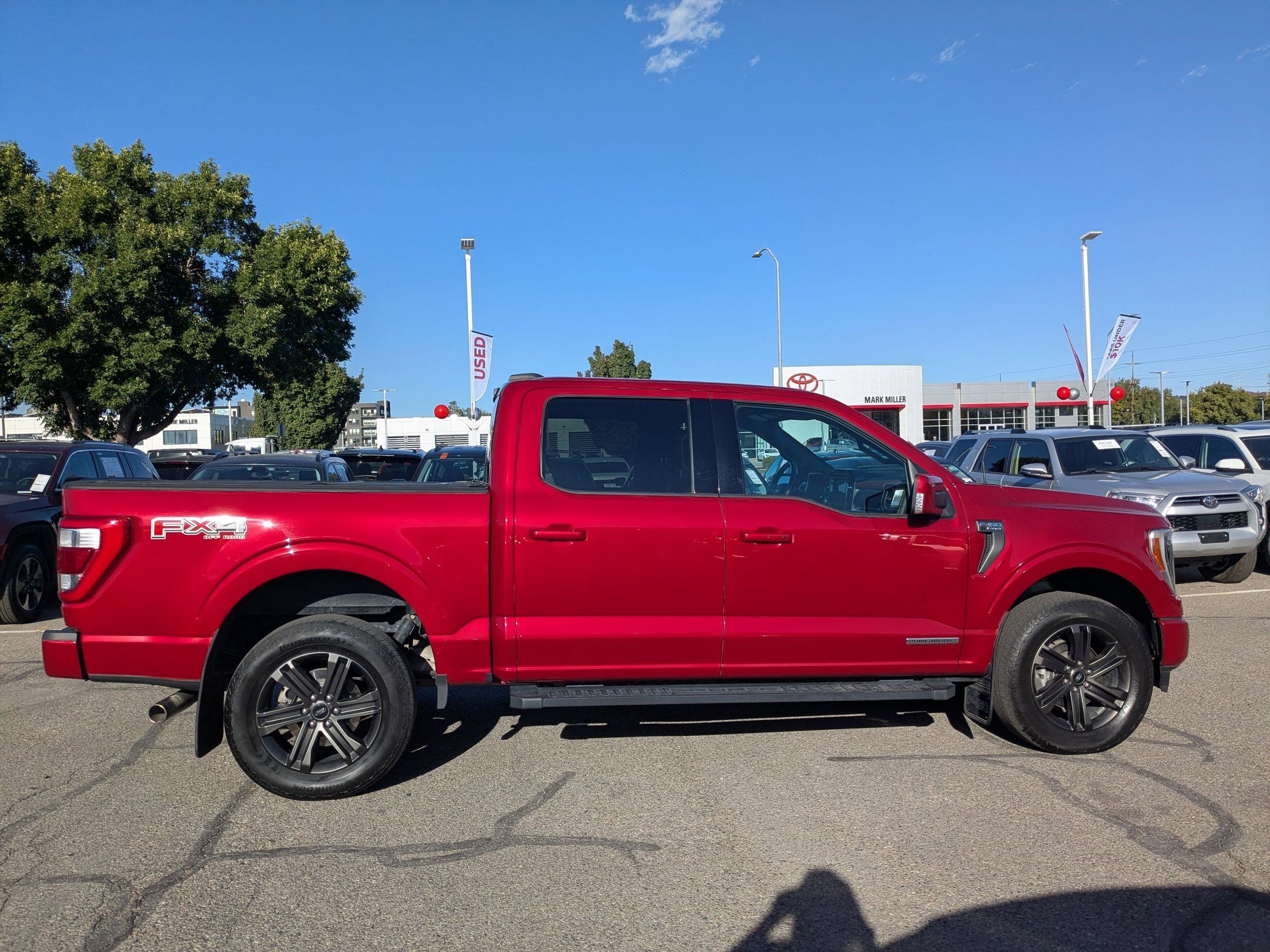2022 Ford F-150 Lariat photo 2