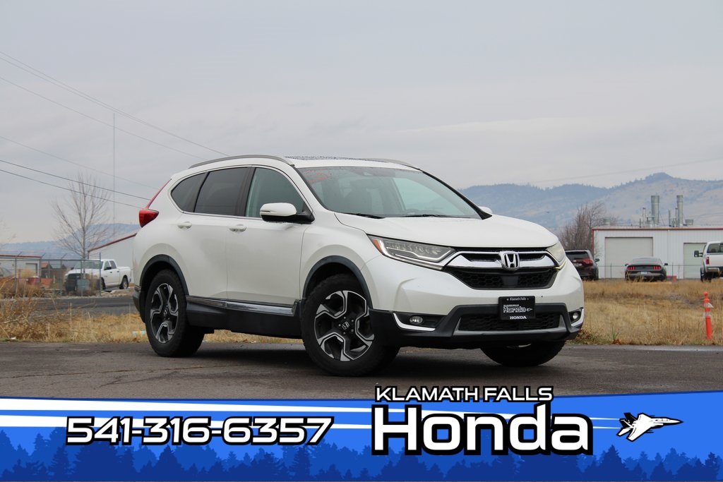 2017 Honda CR-V Touring's photo