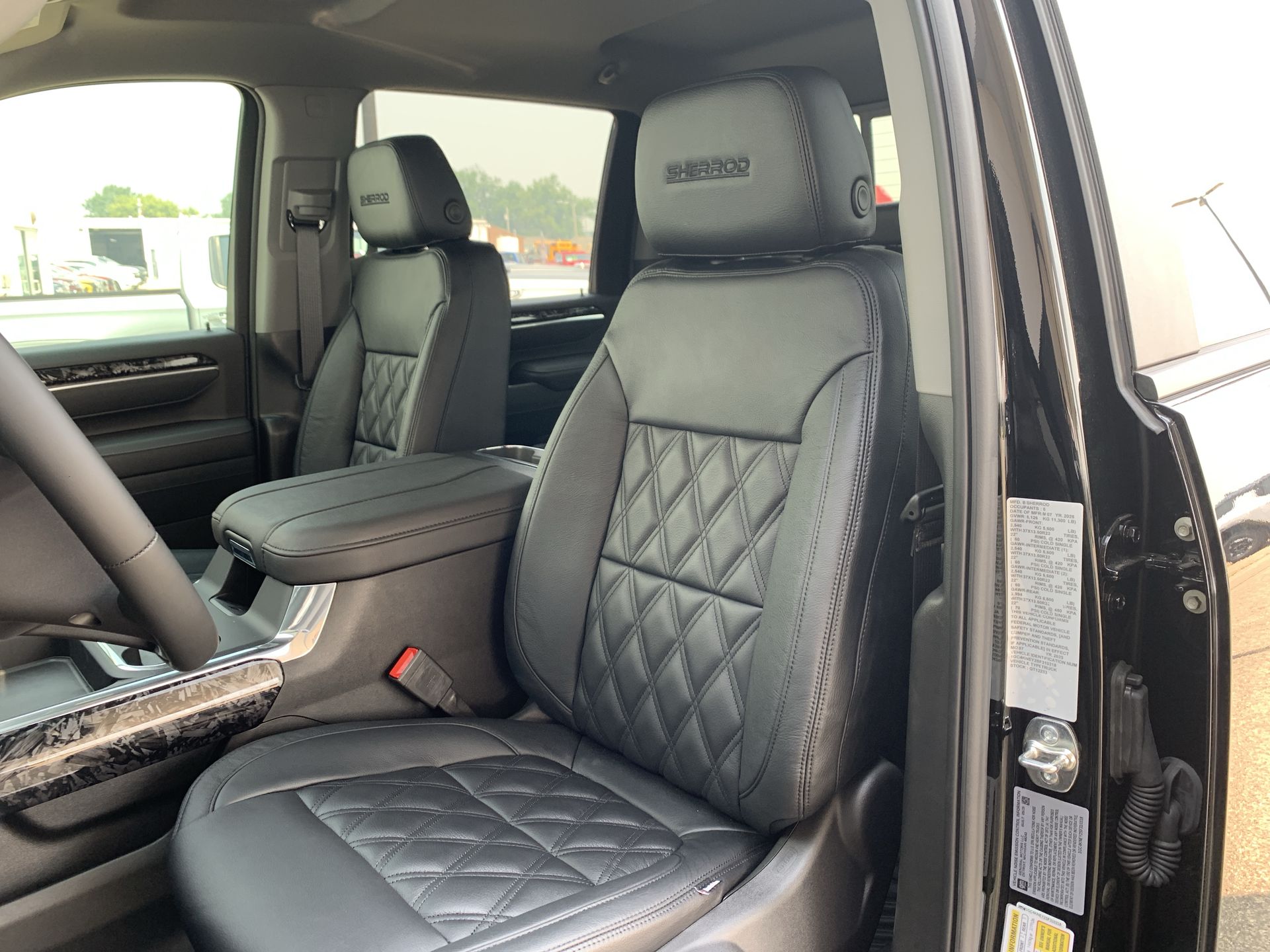 2025 Chevrolet Silverado 2500HD LT photo 33