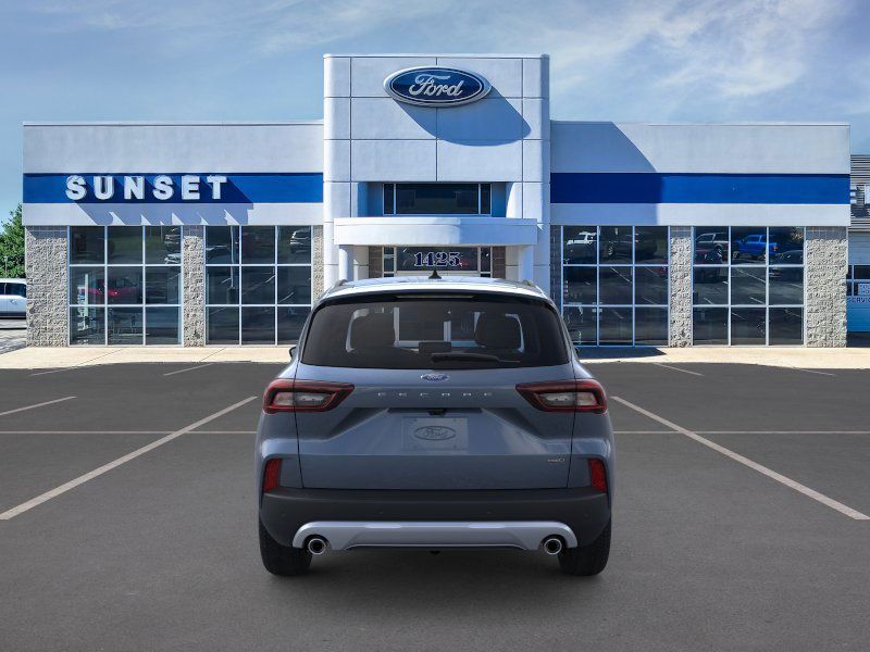 2025 Ford Escape Plug-In Hybrid photo 5