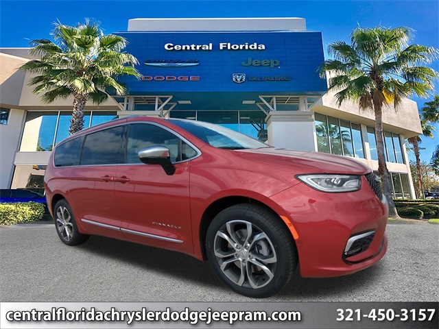 2026 Chrysler Pacifica Pinnacle's photo