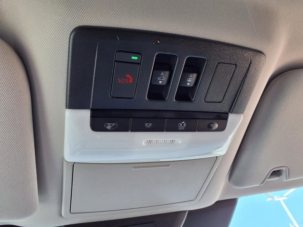 2025 Nissan Pathfinder SL photo 20