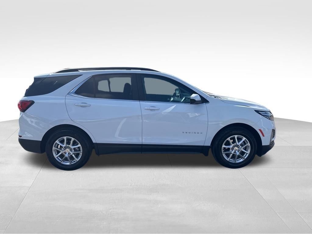 2022 Chevrolet Equinox LT photo 5