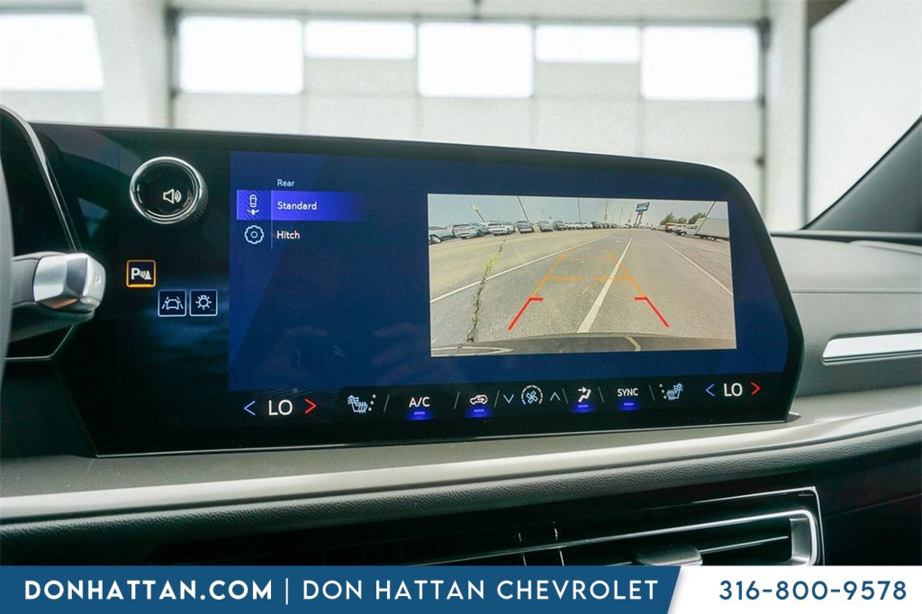 2026 Chevrolet Traverse photo 8