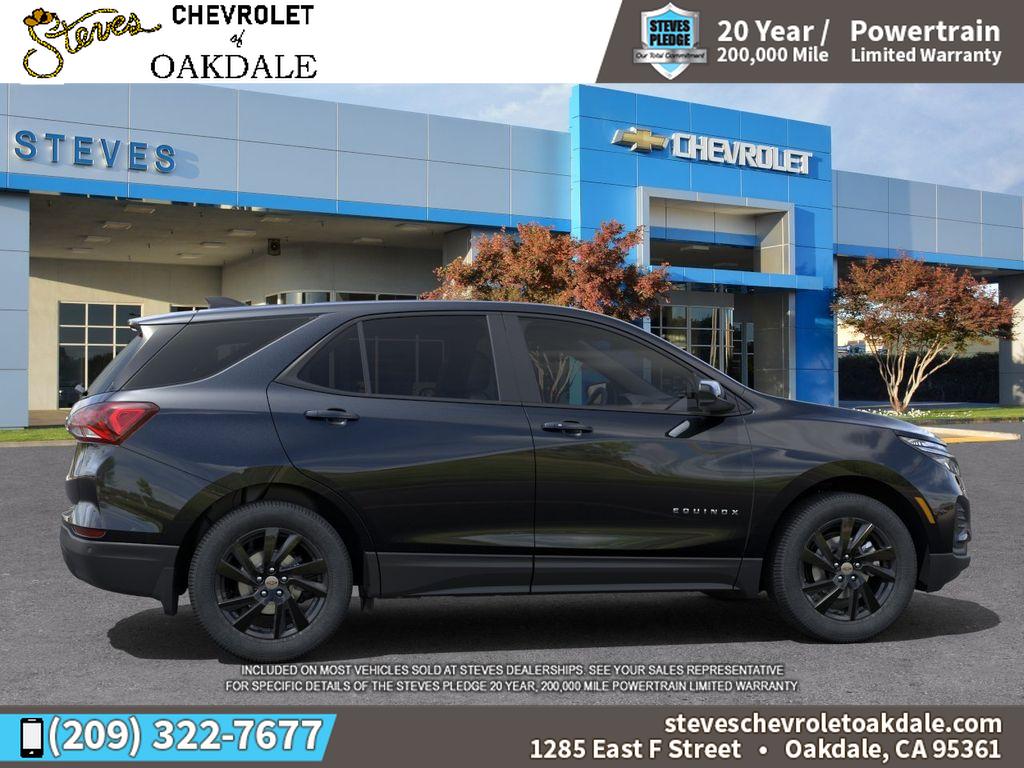 2024 Chevrolet Equinox LS photo 2