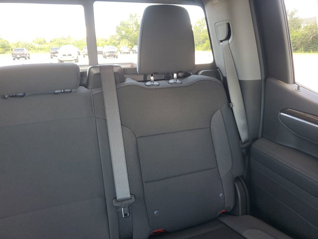 2025 Chevrolet Silverado 1500 LT photo 14
