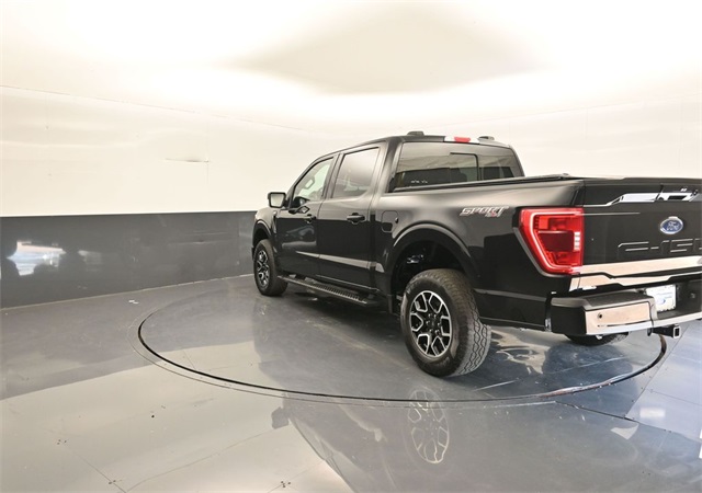 2022 Ford F-150 XLT photo 3