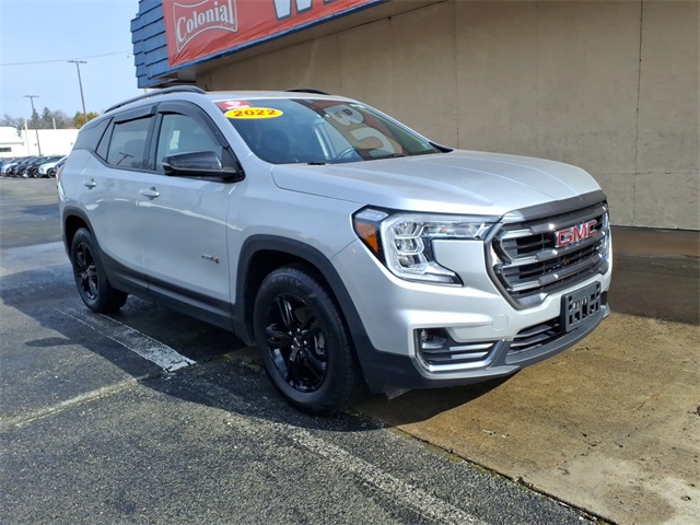 2022 GMC Terrain AT4
