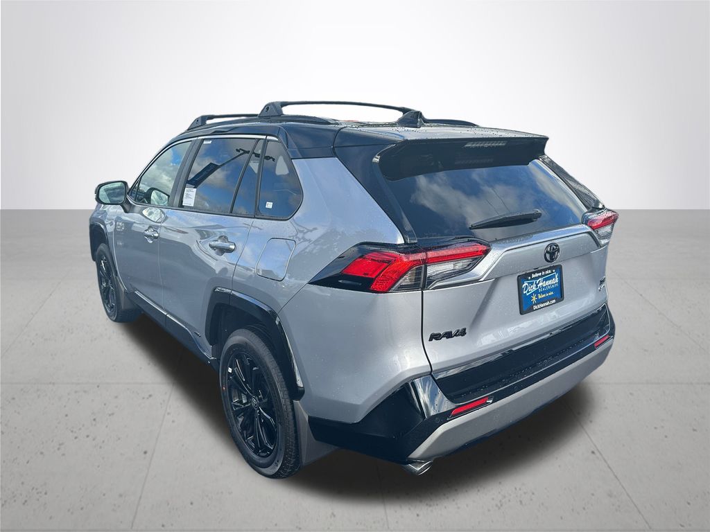 2025 Toyota RAV4 Hybrid XSE photo 9