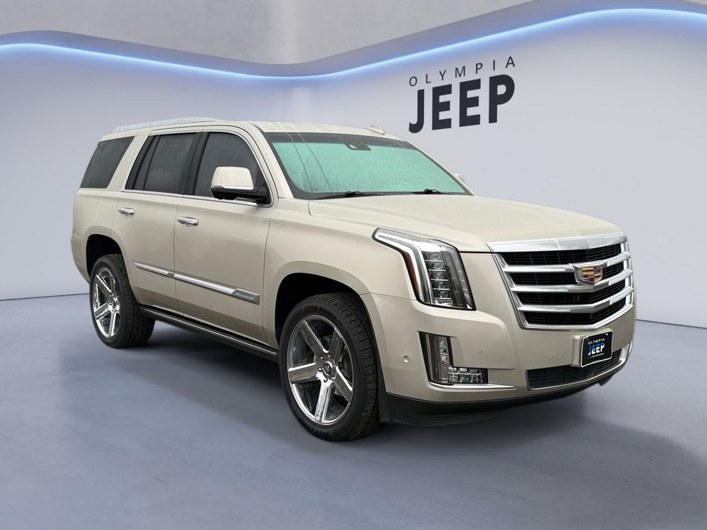 2017 Cadillac Escalade Premium Luxury photo 7