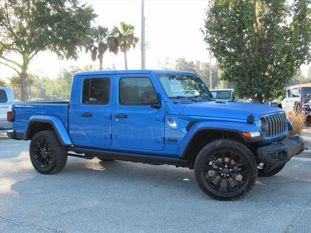 2025 Jeep Gladiator Sport photo 2