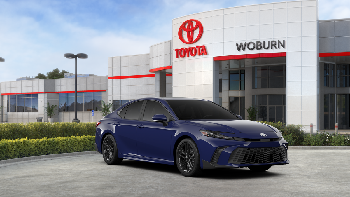2025 Toyota Camry SE photo 10