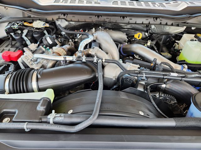 2025 Ford F-350 Lariat photo 29