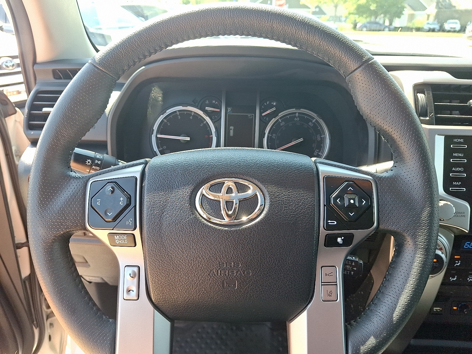 2022 Toyota 4Runner Limited photo 19
