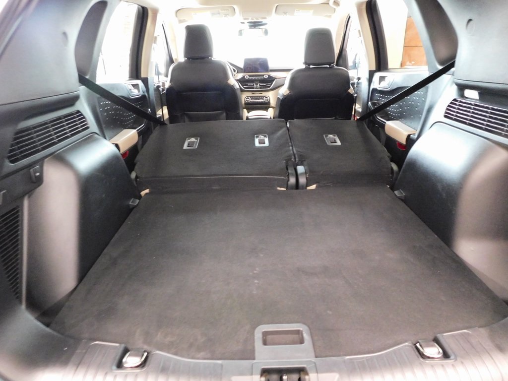 2020 Ford Escape Titanium photo 45