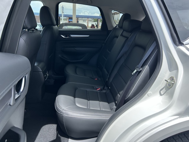 2025 Mazda CX-5 2.5 S Preferred photo 10