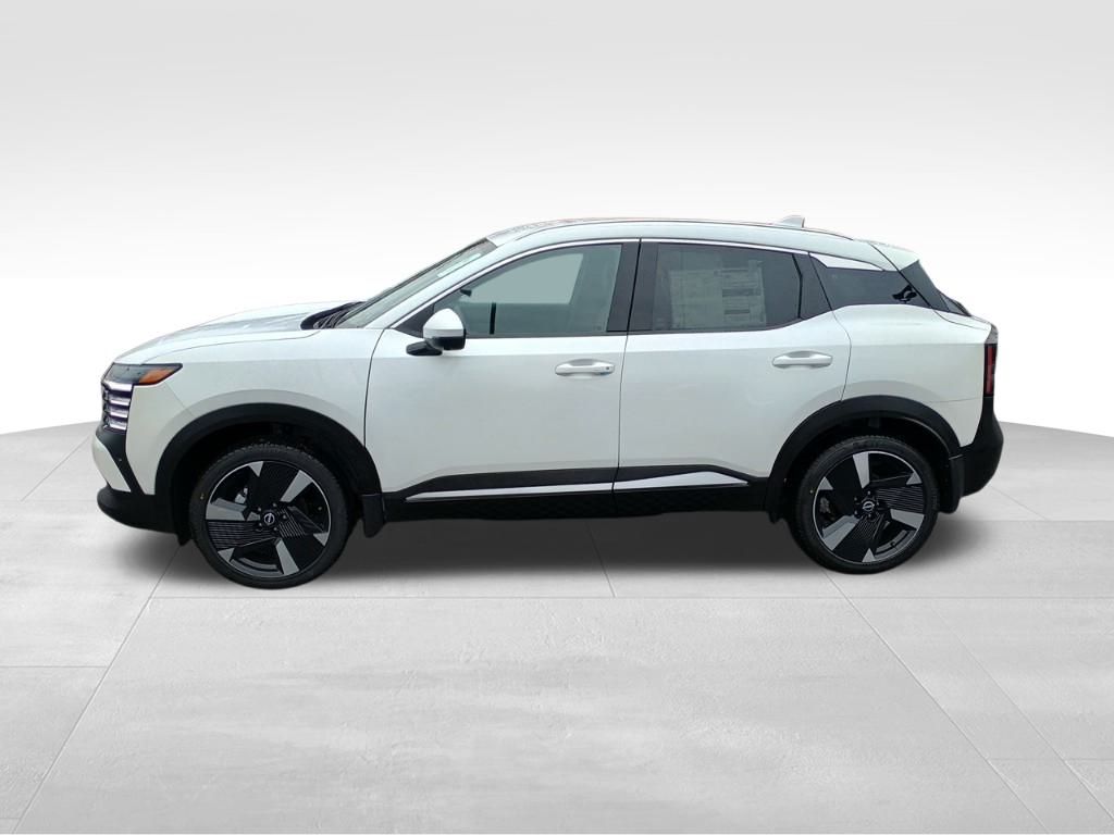 2025 Nissan Kicks SR photo 3